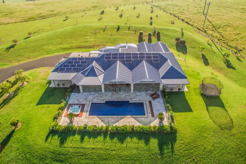 Cullengetty Estate - Accommodation Nelson Bay 0