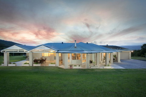 Cullengetty Estate - Accommodation Nelson Bay 1