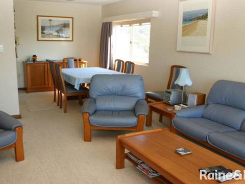 Cumbernauld #9 - 9/12 Terrigal Esp - Accommodation Nelson Bay 1