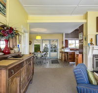 Dalmuir Homestead - Walk To Dromana Beach - Accommodation Nelson Bay