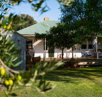 Deckhouse - Accommodation Nelson Bay