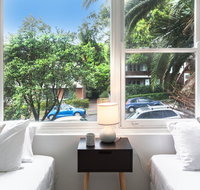 DENHAM DAZE I677 -L'Abode - Accommodation Nelson Bay