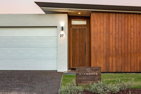 Diamante - Accommodation Nelson Bay 1