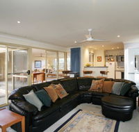 Dolphin 3 Bedroom House by Shoalwater Executive Homes - Accommodation Nelson Bay