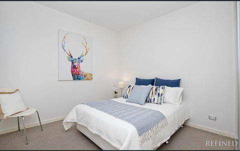 Down Town On Pirie - Heart Of East End - Wifi - Netflix - Nelsons Bay Accommodation 3