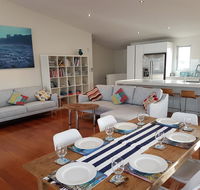 Dream Catcher Beach House - Shellharbour - Accommodation Nelson Bay