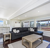 Driftwood House - Accommodation Nelson Bay