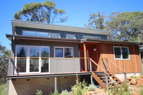 Ducknow - Accommodation Nelson Bay 0