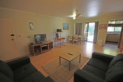 Dunes Holiday Apartments Unit 21 - Accommodation Nelson Bay 1
