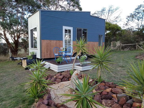 Dyl & Lil's Tiny House On Wheels - Accommodation Nelson Bay 0