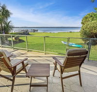 Eagle Point Getaway - Waterfront Serenity - Accommodation Nelson Bay