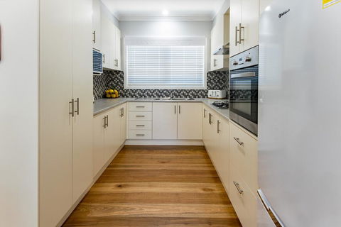 EAGLE VIEW UNIT 5 STAR - Accommodation Nelson Bay 3