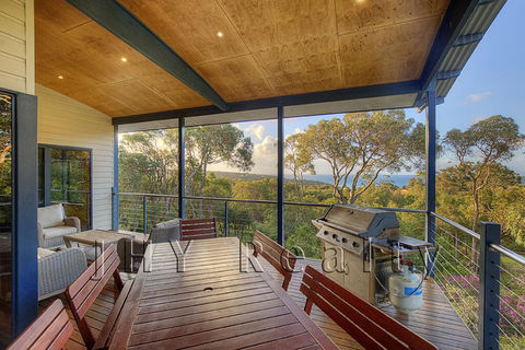 Eagle Vista - Nelsons Bay Accommodation 0