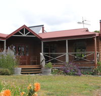Eagle's Roost Farmstay BB - Accommodation Nelson Bay
