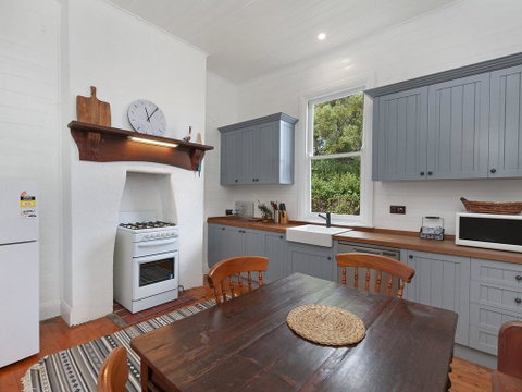 EAMONT ON SACKVILLE - Accommodation Nelson Bay 2