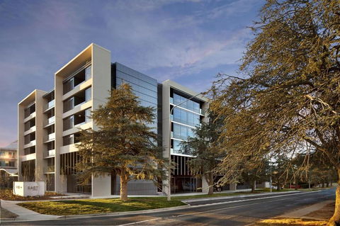 East Hotel And Apartments - Accommodation Nelson Bay 0