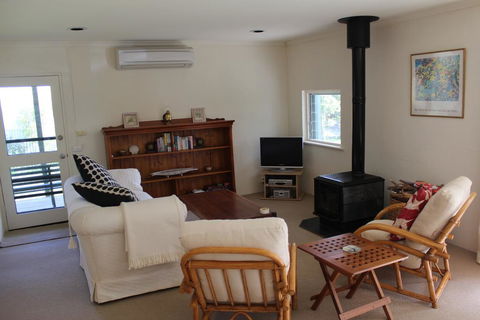 East Street Retreat - Accommodation Nelson Bay 1