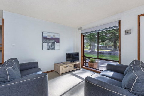 Eastern Beach Units #2 - Accommodation Nelson Bay 3