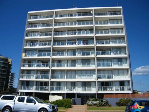 Ebbtide, Unit 33, 2-6 North Street - Accommodation Nelson Bay 1
