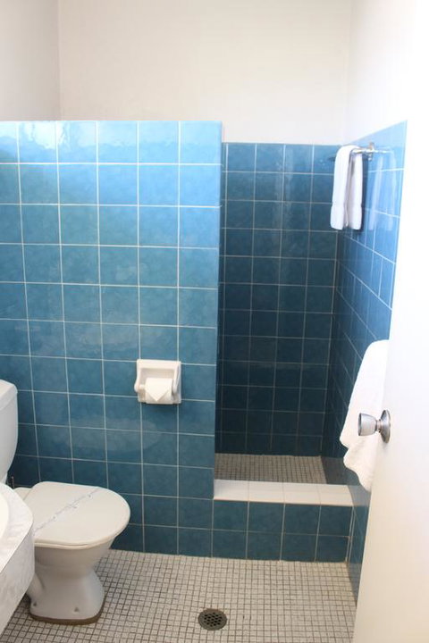 Econo Lodge Griffith Motor Inn - Nelsons Bay Accommodation 1