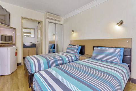 Econo Lodge Karratha - Accommodation Nelson Bay 2