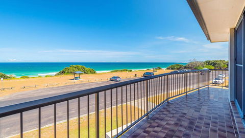 Edgewater 1 - Accommodation Nelson Bay 3