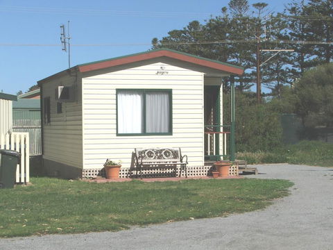 Elliston Waterloo Bay Tourist Park - Accommodation Nelson Bay 1