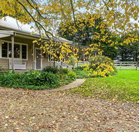 Elm Cottage - Accommodation Nelson Bay