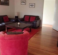 Elouera - Accommodation Nelson Bay