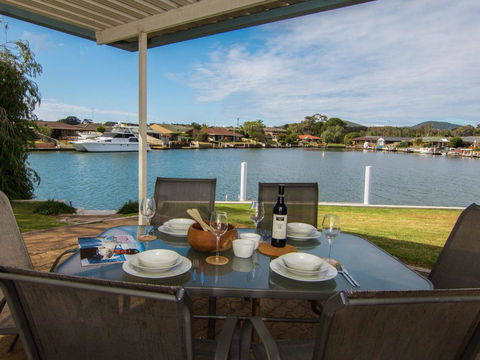 Elouera 23 - Accommodation Nelson Bay 0