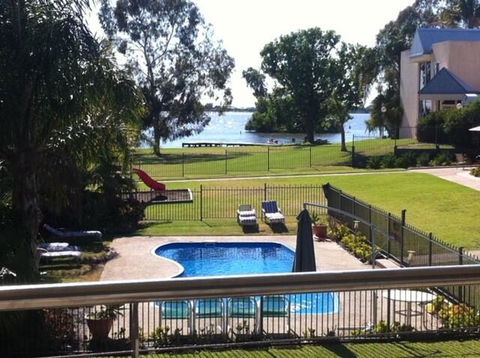ELSINOR Townhouse 2 - Accommodation Nelson Bay 0