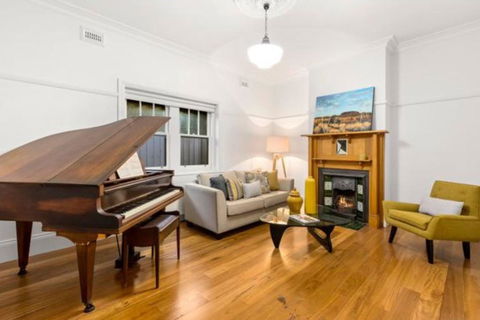 Elsternwick Paradise, Love Where You Live!!! - Accommodation Nelson Bay 3