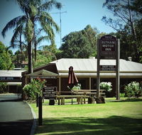 Eltham Motor Inn - Accommodation Nelson Bay