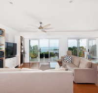 Embracing DutchiesNelsons Bay - Accommodation Nelson Bay