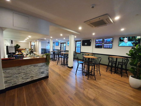 Empire Hotel Goulburn - Accommodation Nelson Bay 2