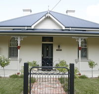 Encore's Delkeith Cottage - Accommodation Nelson Bay