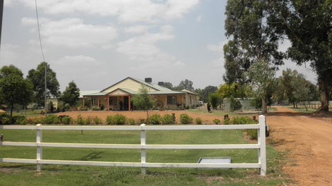 Enderslie House Bed & Breakfast - Accommodation Nelson Bay 1