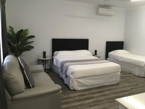 Escape On Lake - Accommodation Nelson Bay 3
