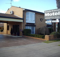 Estelle Kramer Motel - Accommodation Nelson Bay