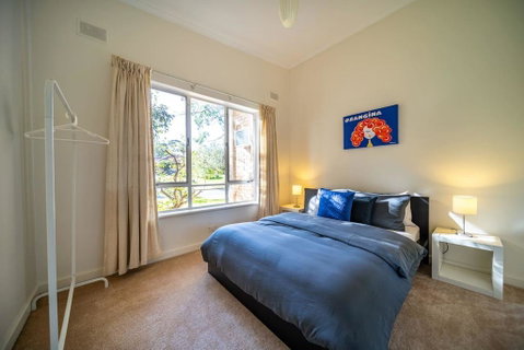 Evergreen On Franklin-Family Friendly - Wifi - Unique - Nelsons Bay Accommodation 3