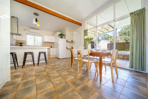 Evergreen On Franklin-Family Friendly - Wifi - Unique - Nelsons Bay Accommodation 1