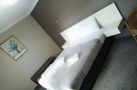 Excelsior Motor Inn - Accommodation Nelson Bay 3