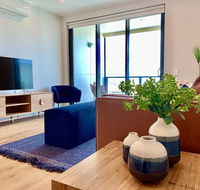 Exclusive Parkland Living Adelaide Central - Nelsons Bay Accommodation