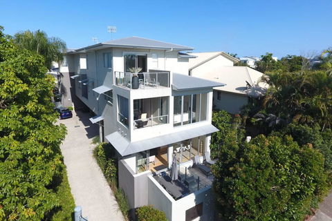 Fabulous 3 Bedroom Noosa Townhouse - Accommodation Nelson Bay 0