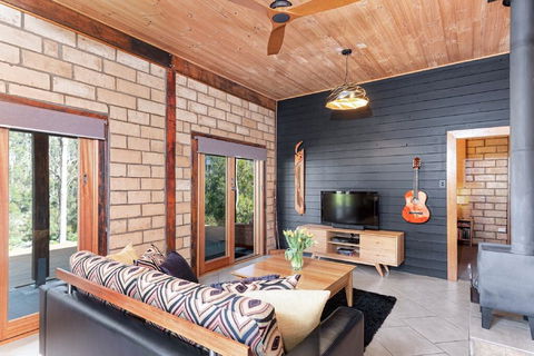 Falls River Luxury Accommodation - Accommodation Nelson Bay 0