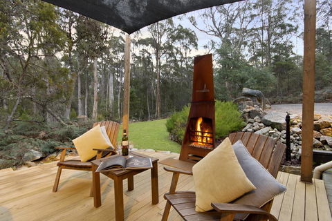 Falls River Luxury Accommodation - Accommodation Nelson Bay 3
