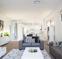 Family Size Apartment Close to Westmead Hospital - Accommodation Nelson Bay
