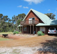 Farm Lane Retreat - Nelson Bay Accommodation.com