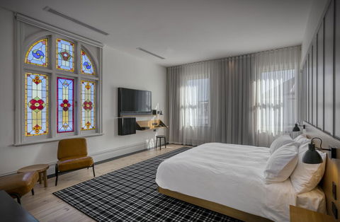 Farmers Home Hotel - Accommodation Nelson Bay 3