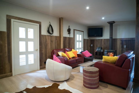 Fentons Run Southern Highlands - Accommodation Nelson Bay 2